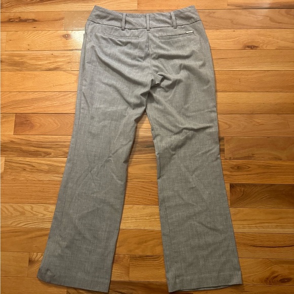Express Design Studio gray flares dress pants size 8 - Picture 2 of 6